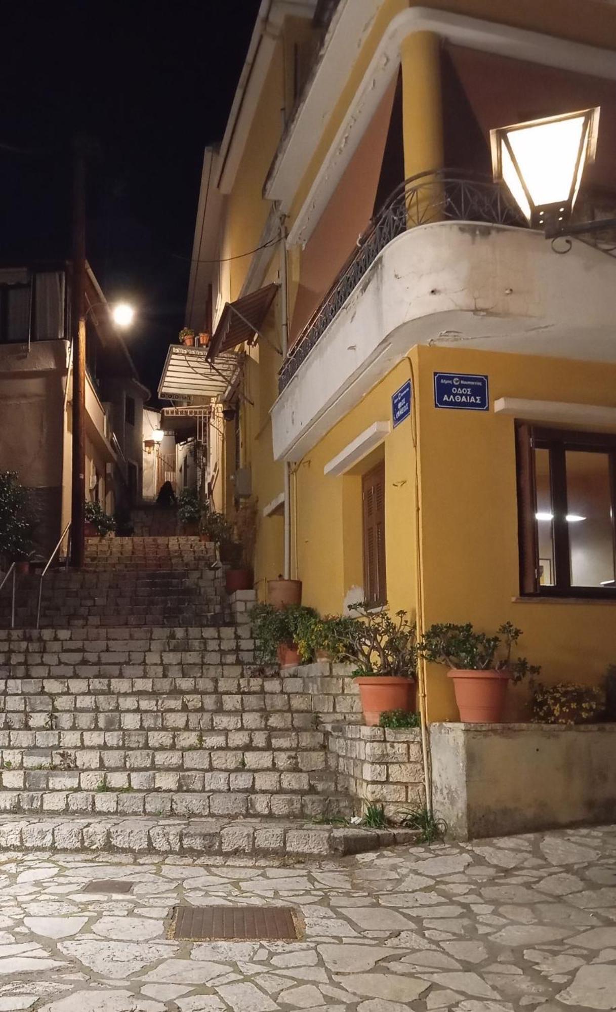 Nafpaktos Old Town Apartman Kültér fotó